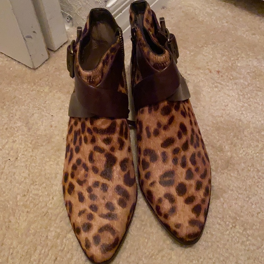 Johnston & Murphy booties. Never worn. Brand new